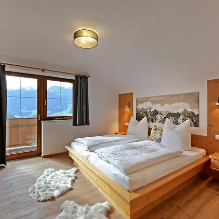 Neu Eingerichtetes Mit Bergblick Und Grosser Sonnenterrasse *